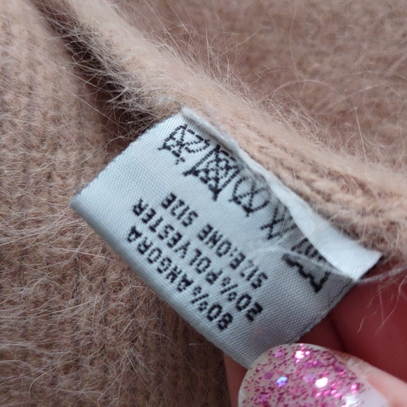 NWT C.C. Fashion Collection Angora Blend Ruffle Tan Scarf - Picture 4 of 8